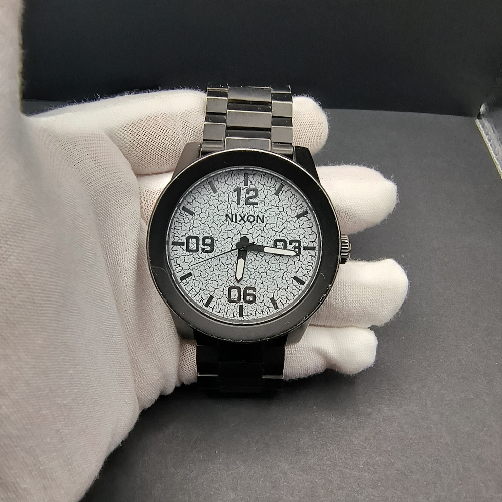 Nixon The Corporal **For Parts**